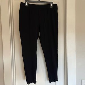 Talbot pull on capris